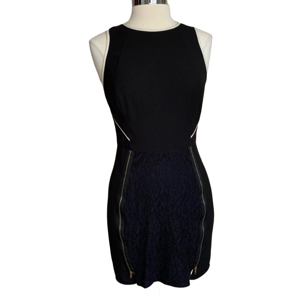 ASTR Black Dress Large Sleeveless Sheath Lace